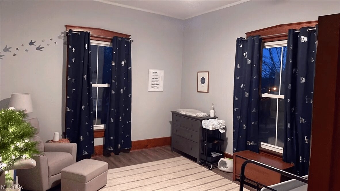 Building Photo - 501 5th St