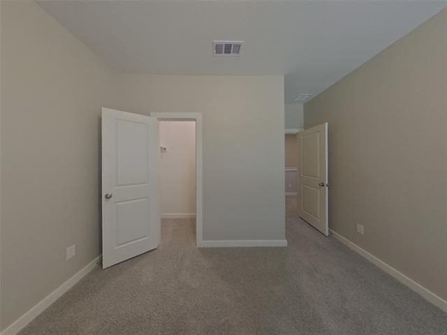 Building Photo - 5460 Sandstone Dr