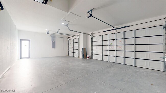 Building Photo - 2608 NW 22nd St
