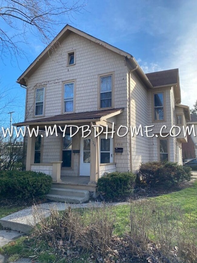 Primary Photo - 2329 S Harrison St