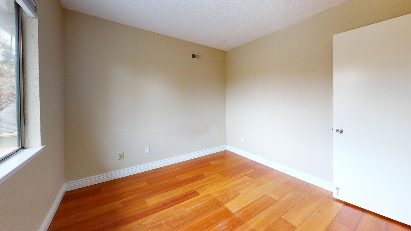 Building Photo - 583 Seahorse Ln