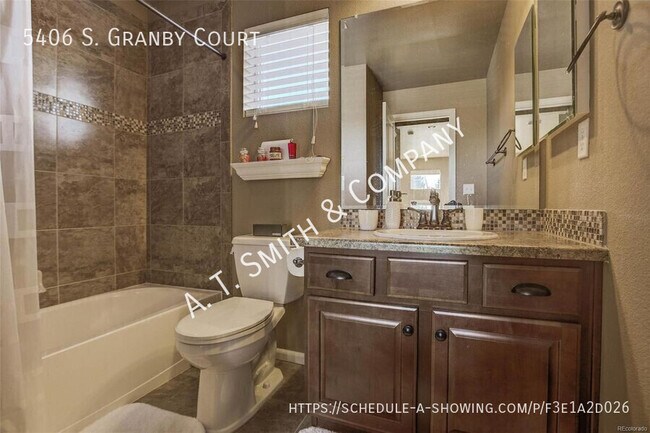 Building Photo - 5406 S Granby Ct