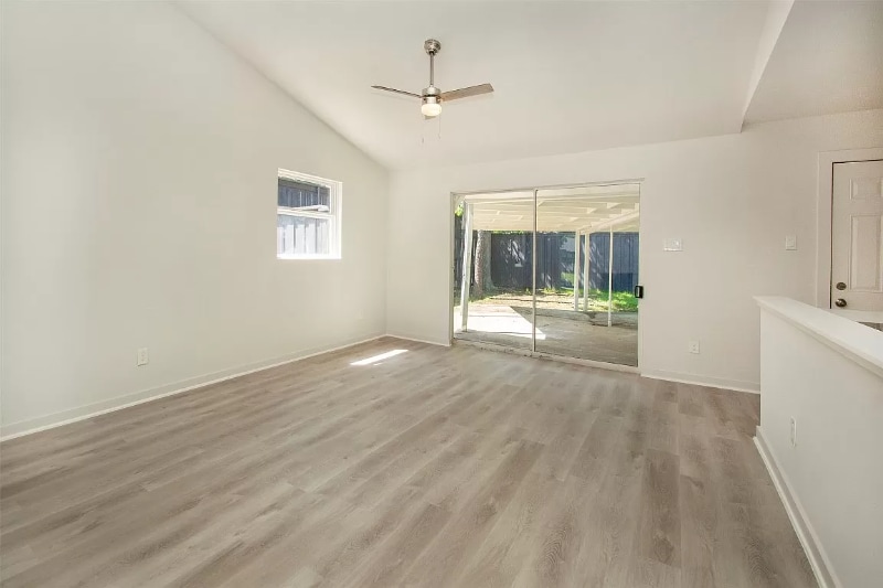 Building Photo - 3057 Dothan Ln