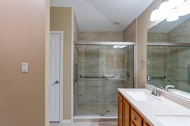 Building Photo - 14609 Ballycastle Trail