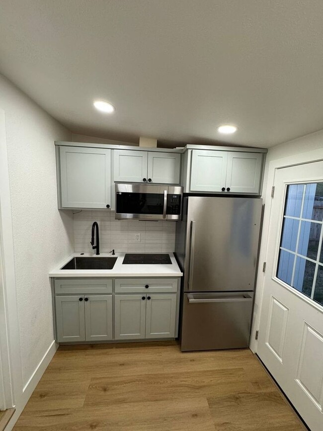 Building Photo - ADU Studio Home for rent in Citrus Heights