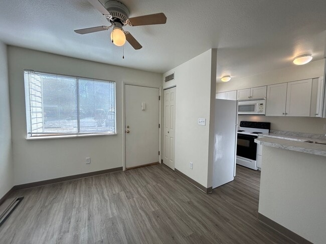 Building Photo - $800 Off First Month! Fort Collins Condo for Rent – Updated and Move-In Ready
