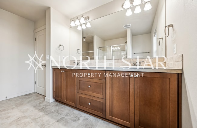 Building Photo - Vaulted Ceilings, Modern Finishes & Easy Living