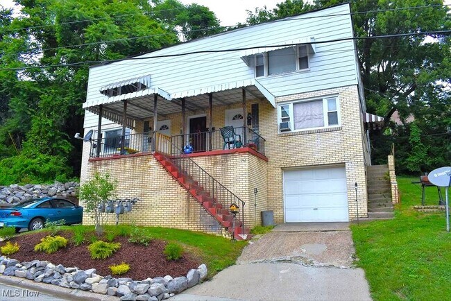 Primary Photo - 2629 Whitehaven Blvd