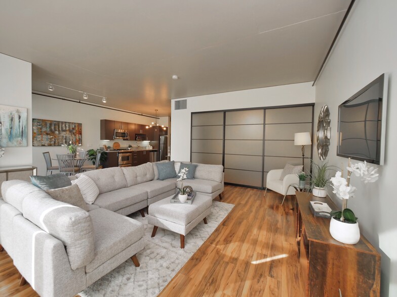 Primary Photo - 1818 L St