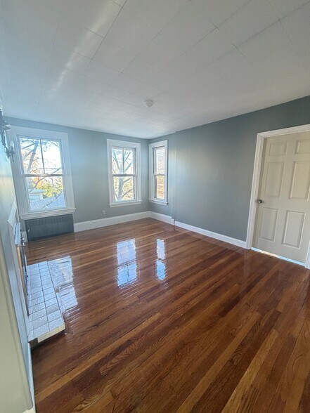 Building Photo - 139 North St