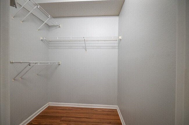 Building Photo - Available for Immediate Move in!  Gorgeous 2 Bedroom Condo with Garage on the 1st Floor!
