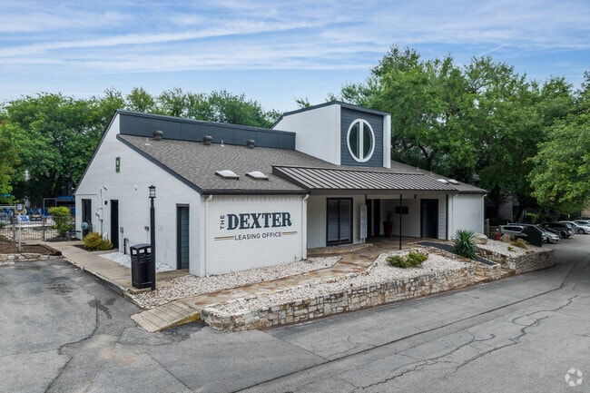 Primary Photo - The Dexter
