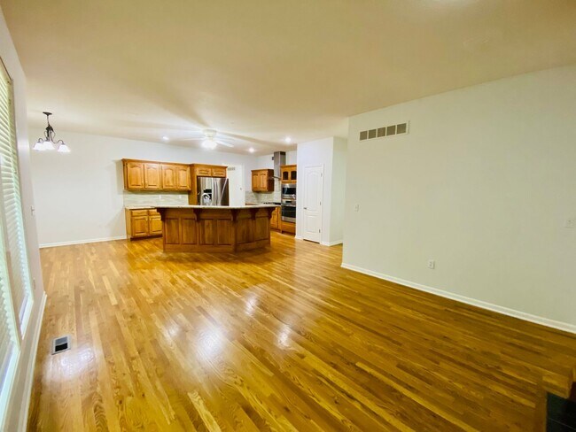 Building Photo - {15808} Hampton Place Two Story Home + Finished Basement + Three Car Garage + Blue Valley HS