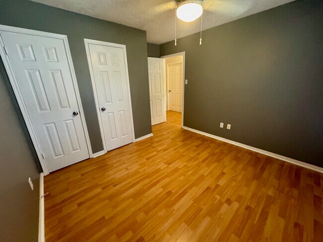 Building Photo - 9035 Rippling Fields Dr