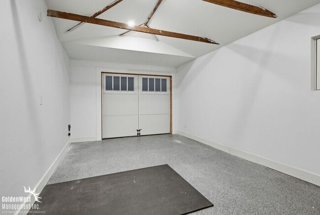 Building Photo - Stunningly Renovated 3Bdm 2Ba Home + Casita in Poway!