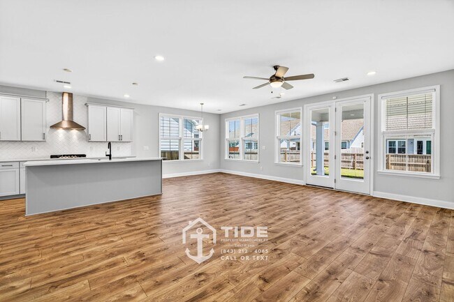 Building Photo - Comfort & Convenience in a Prime Location