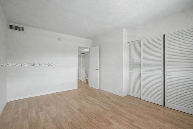 Building Photo - 6709 N Kendall Dr