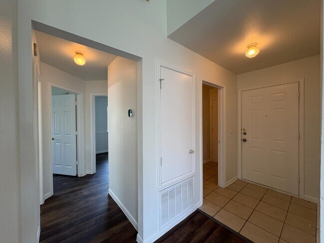 Building Photo - 21112 Derby Day Ave
