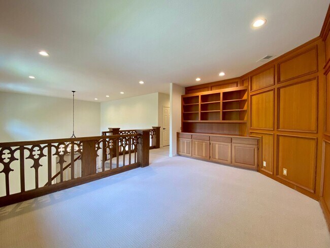 Building Photo - 17299 Deer Park Rd