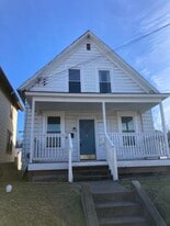 Building Photo - 2005 McLean St