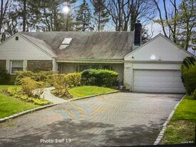 Building Photo - 60 Gristmill Ln