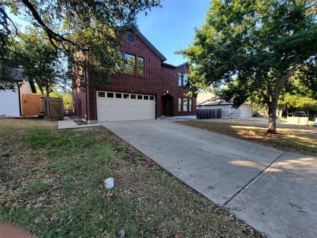 Building Photo - 809 Dogwood Trail