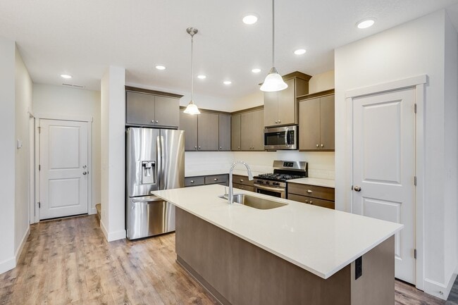 Building Photo - First Month Free with 12/1/2025 lease start date!