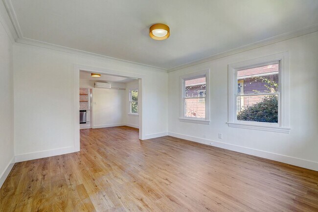 Building Photo - 2909 Cimarron St