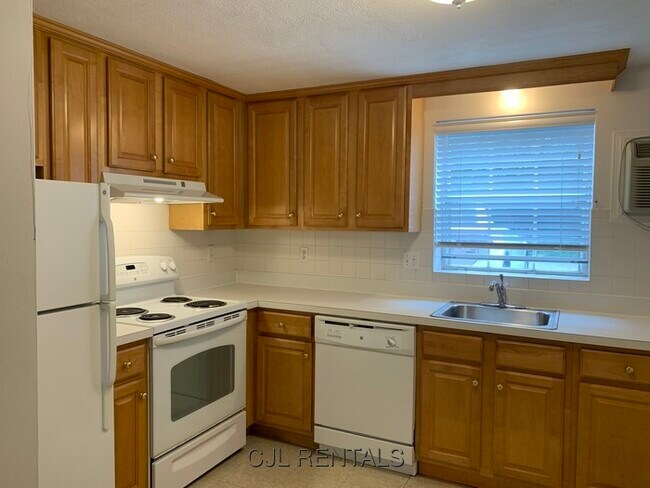 Building Photo - 1 Viking Ct