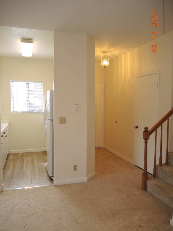 Building Photo - 47109 Benns Ter