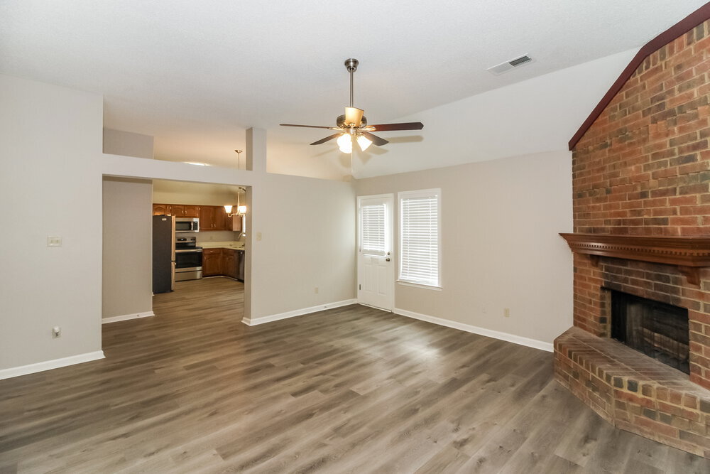 Building Photo - 4371 Bunker Hill Dr