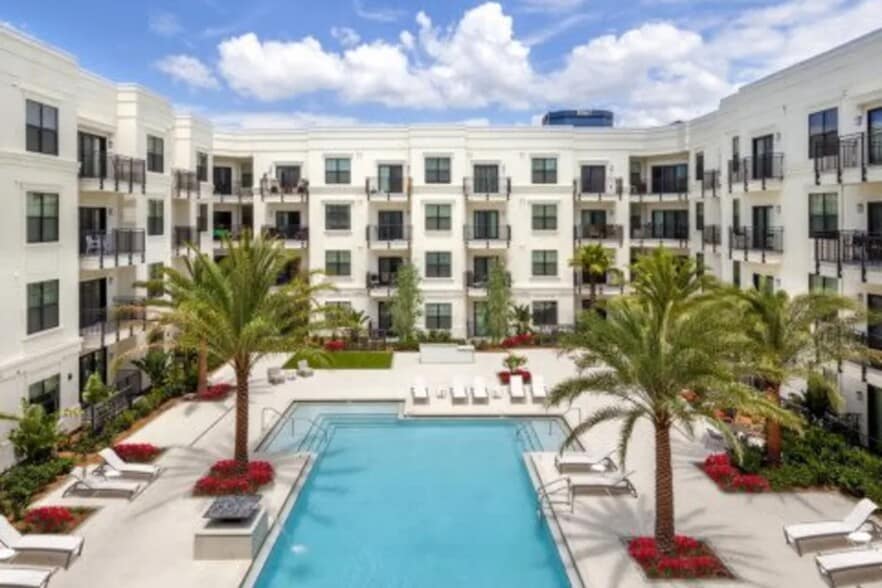 Building Photo - Beacon 430