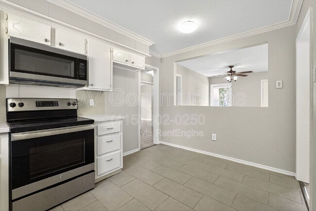 Building Photo - 709 S 7th St