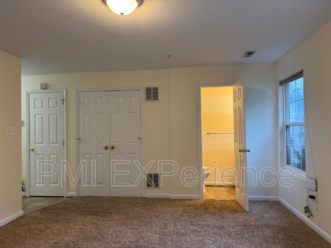 Building Photo - 9974 Morristown Pl