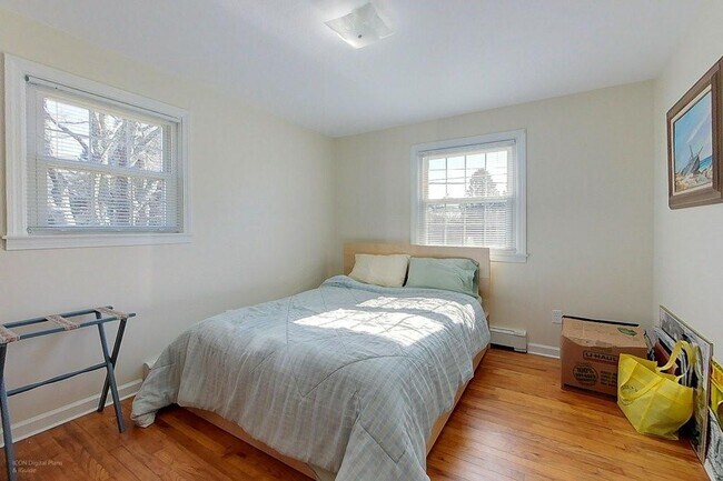 Building Photo - 88 Woodland Dr