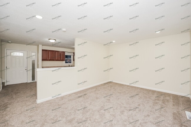 Building Photo - 451 Fairway Blvd