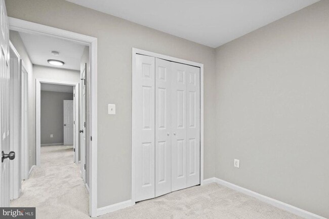 Building Photo - 328 Moseby Ct