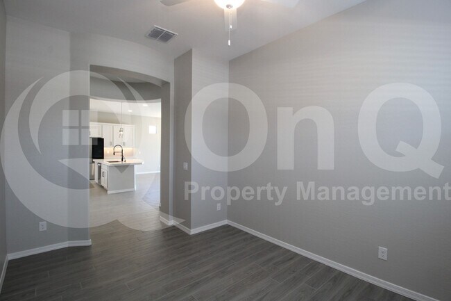 Building Photo - 4245 E Bernice St