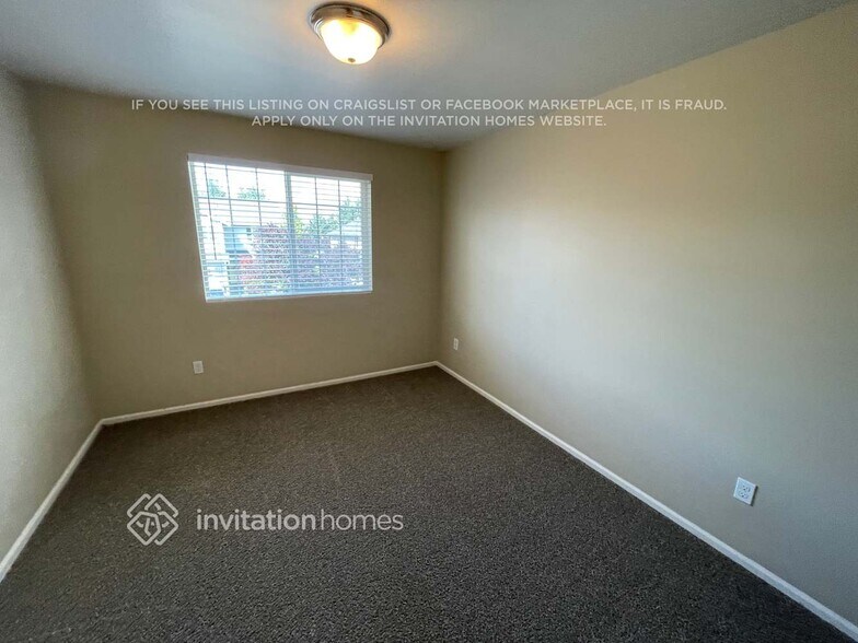 Building Photo - 2020 197th St Ct E