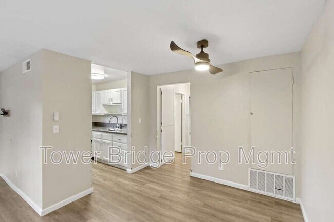 Building Photo - 2911 Austin St