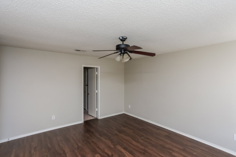 Building Photo - 4220 Fernleaf Dr