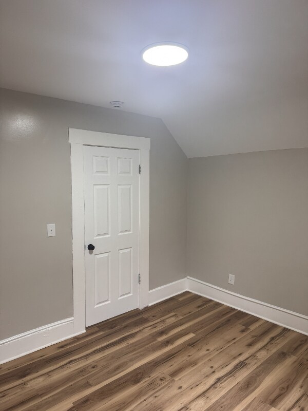 Building Photo - 537 W Auburn Ave