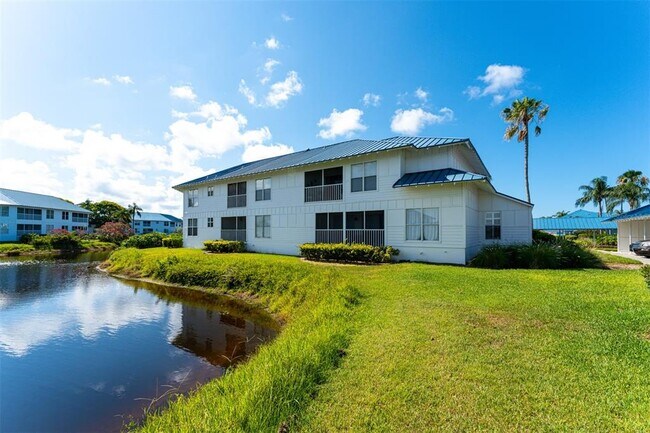 Building Photo - 923 Sandpiper Cir