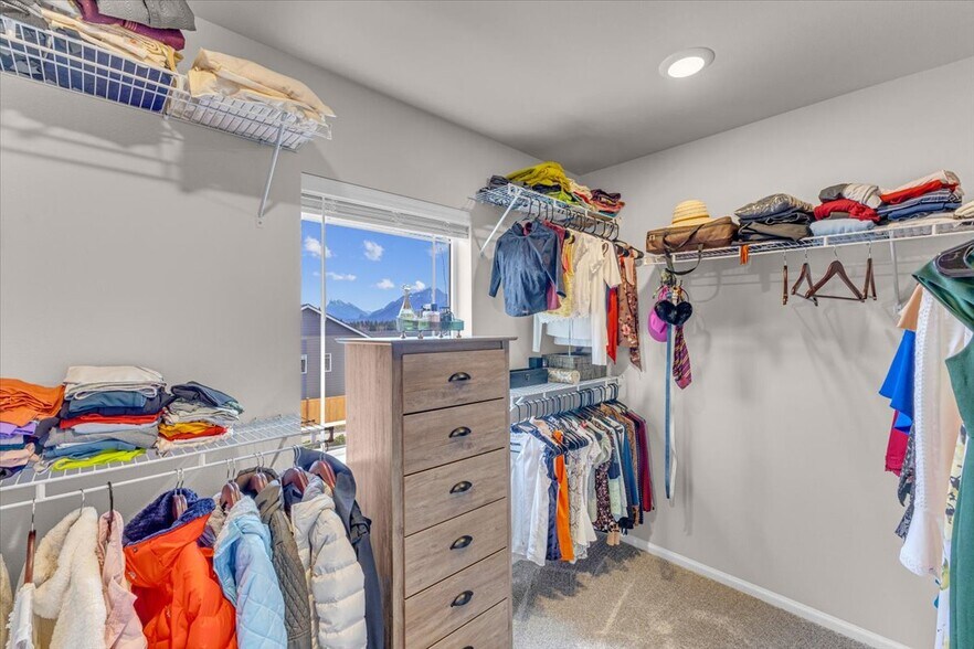 Building Photo - 1521 10th Pl