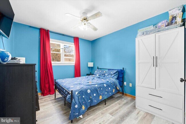 Building Photo - 15610 Bounds Ave