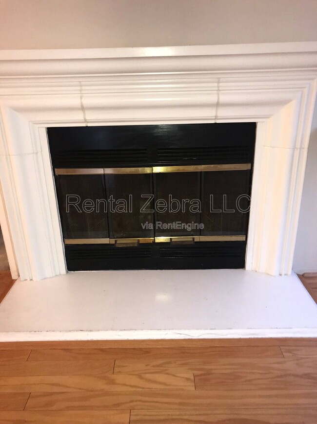 Building Photo - 2915 N Texas St