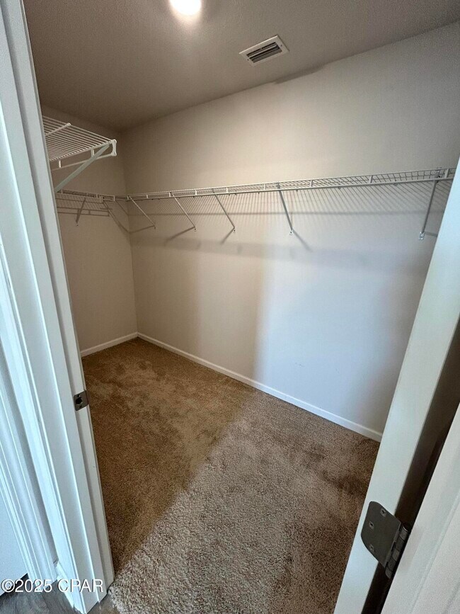 Building Photo - 5808 Tiagra Dr