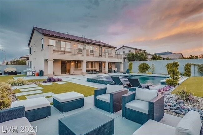 Building Photo - 7148 White Bloom Ave