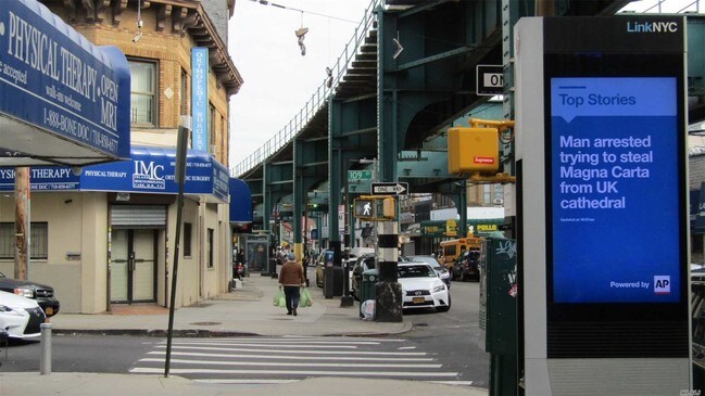 Building Photo - 108-23 Jamaica Ave