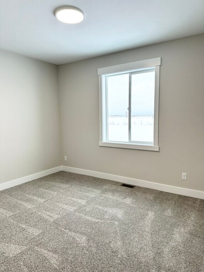 Building Photo - Brand New Home for Rent in Maple Tree Meadows Subdivision